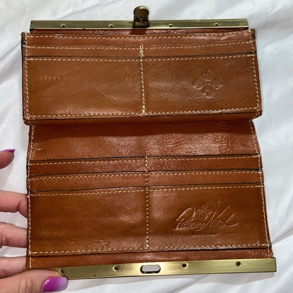 EUC Patricia Nash Cauchy Leather Frame Wallet Floral Print. - Picture 12 of 16